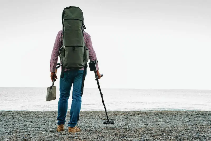 Consider bringing a metal detecting bag with you on your next treasure hunt